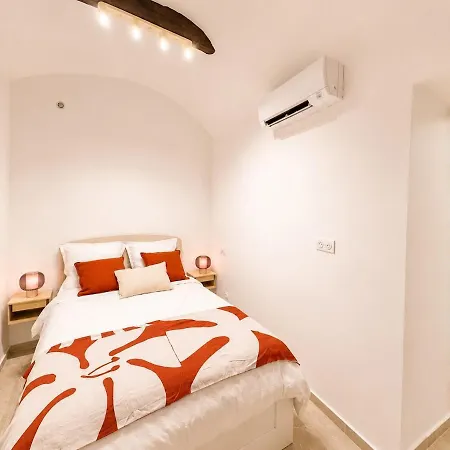 Renovated Cozy Haven - Old Town And Apartamento